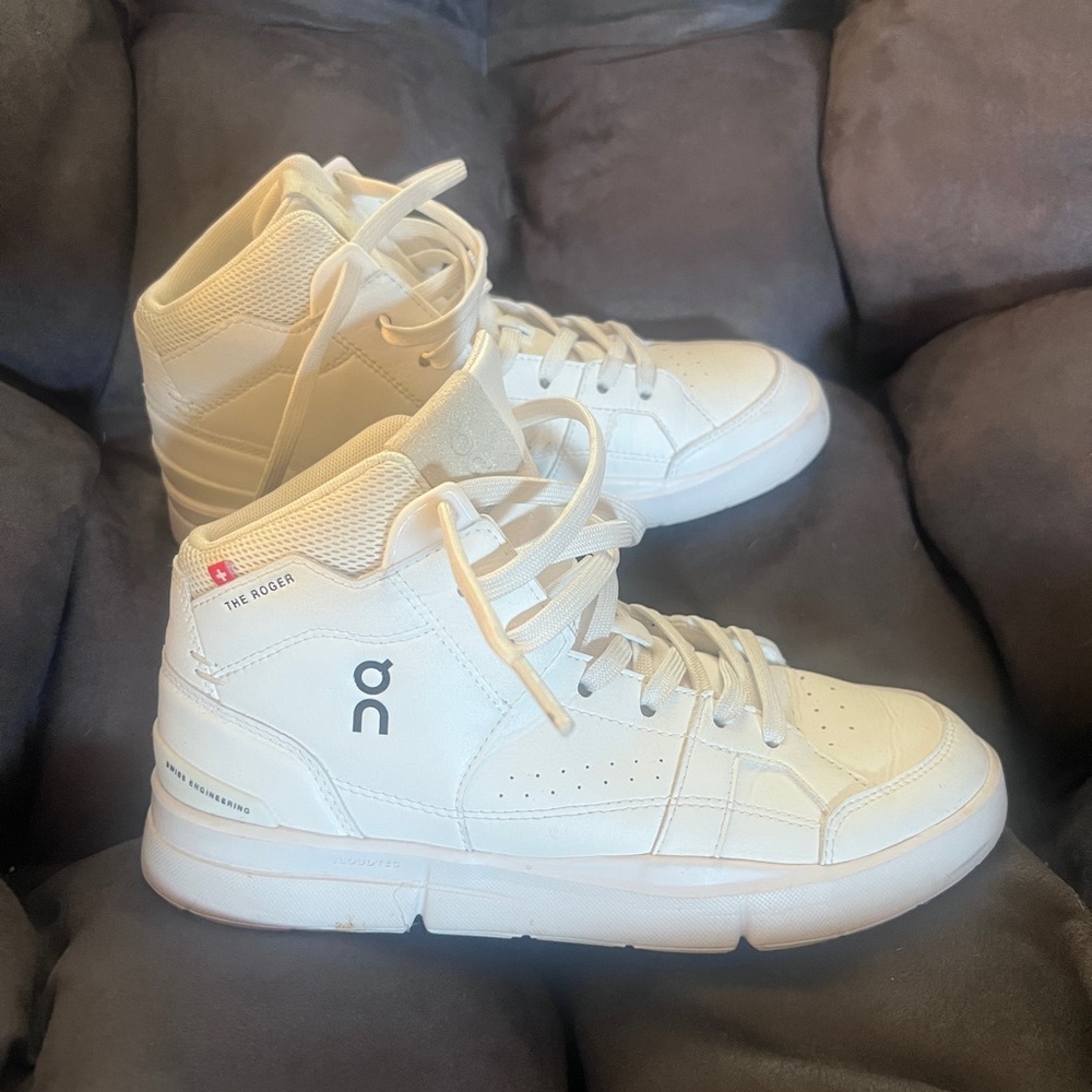 ON Roger Clubhouse Mid - W6.5